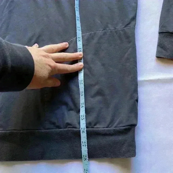 Travis Mathew Sweater Mens M Gray 1/4 Zip Pullover Long Sleeve Golf Pockets - Picture 10 of 12